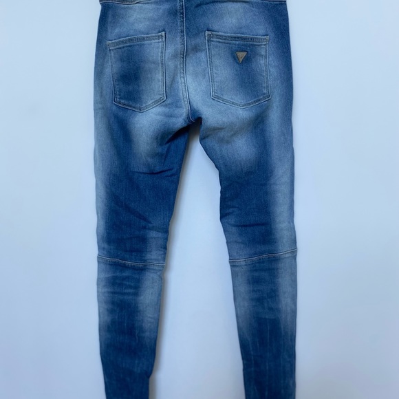COPY - Guess Jeans Stretch for Women. Size 25. Light Blue. Worn once! - Picture 3 of 3